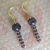 Chain and earrings. Tinted agate