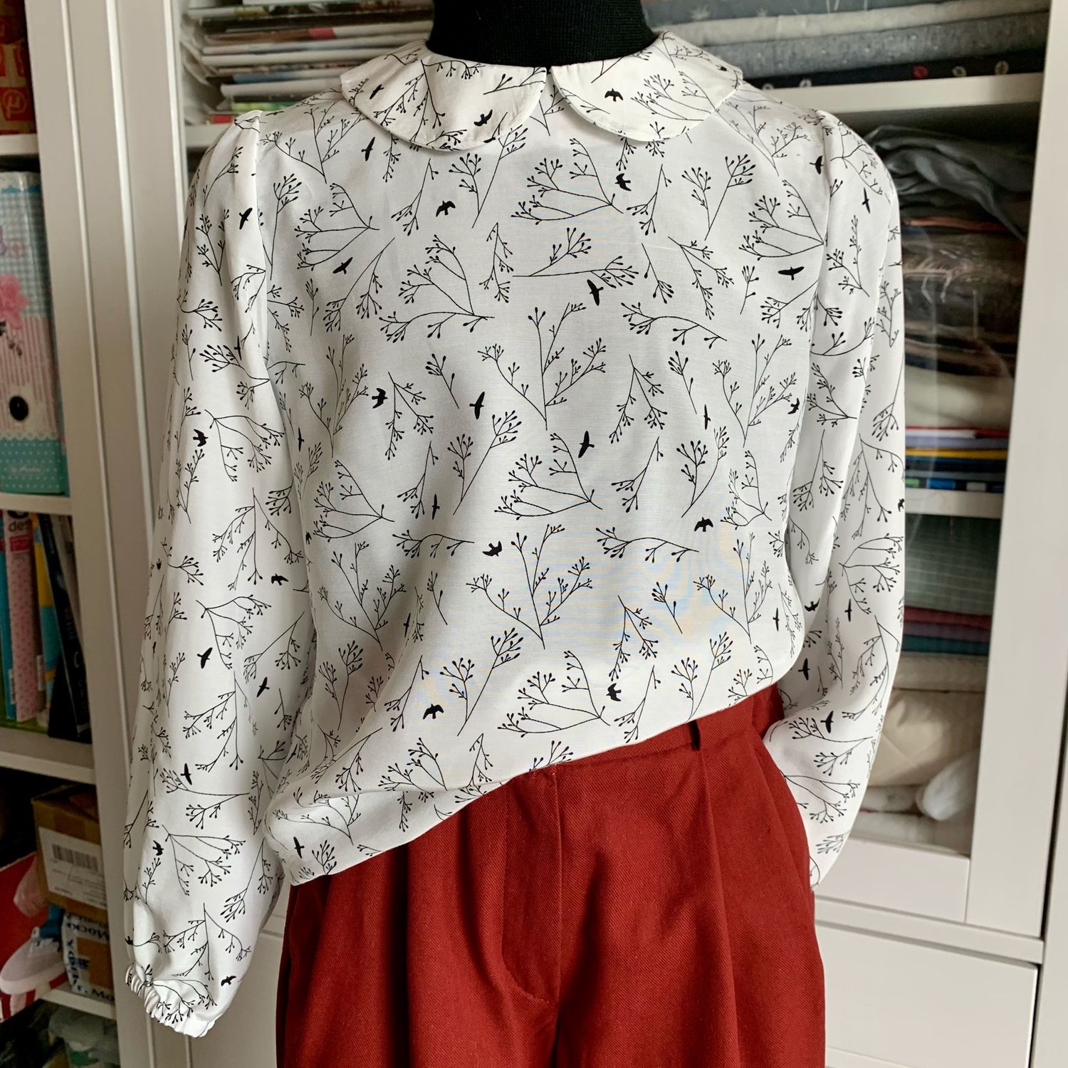 Комплект для девочки брюки+блузка в интернет-магазине Ярмарка Мастеров поцене 5500 ₽ – OTILQRU