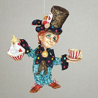 Сувениры и подарки ручной работы. Ярмарка Мастеров - ручная работа Елочные игрушки: Безумный Шляпник. Handmade.