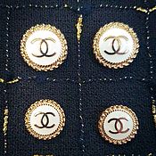 Золотые матовые пуговицы с логотипом Шанель