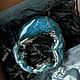 Брошь из эпоксидной смолы. Брошь-булавка. glubina_artlab. Интернет-магазин Ярмарка Мастеров.  Фото №2