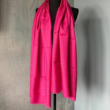 Винтаж ручной работы. Ярмарка Мастеров - ручная работа Винтаж: Шарф от Salvadore Ferragamo. Handmade.
