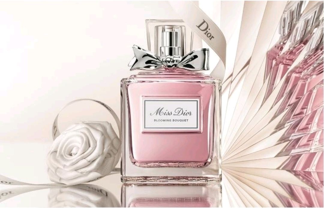 Мисс диор похожие ароматы. Christian Dior Miss Dior Blooming Bouquet (2023). C.D. Miss Dior Blooming Bouquet. EDP. 100 Ml. Miss Dior Blooming Bouquet от Christian Dior 100ml. Мисс диор черри Блуминг букет 100 мл.