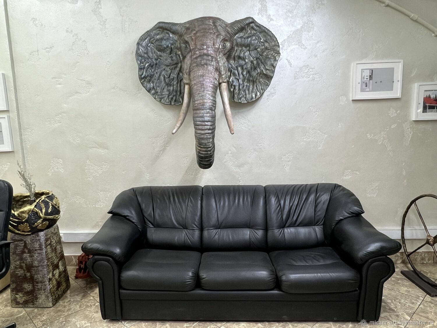 Серый слон», настенная скульптура купить в интернет-магазине ЯрмаркаМастеров по цене 140000 ₽ – RX40CRU