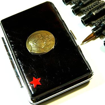Сувениры и подарки ручной работы. Ярмарка Мастеров - ручная работа Портсигар 2 вида 18 сигарет 100 мм  СССР "Сталин и Ленин". Handmade.