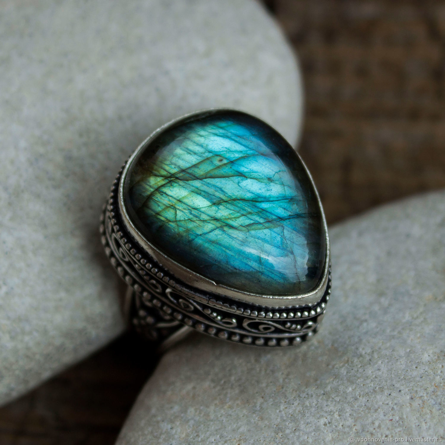 Labrador Stones: Magical Properties 74 Labrador Stones: Magical Properties 91