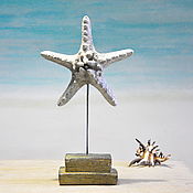 Для дома и интерьера handmade. Livemaster - original item Starfish statuette on a stand concrete decor in marine style. Handmade.