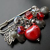 Украшения handmade. Livemaster - original item Pin brooch with red heart, labradorites and Czech glass. Handmade.