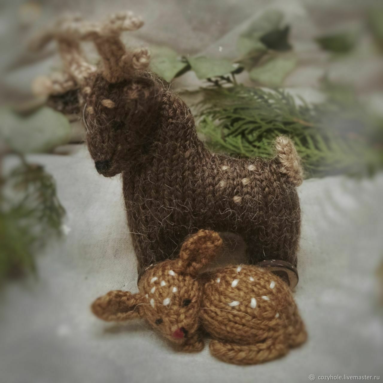 Вязаный олень каталка игрушка в ладошку/игрушка на елку – купить онлайн ...