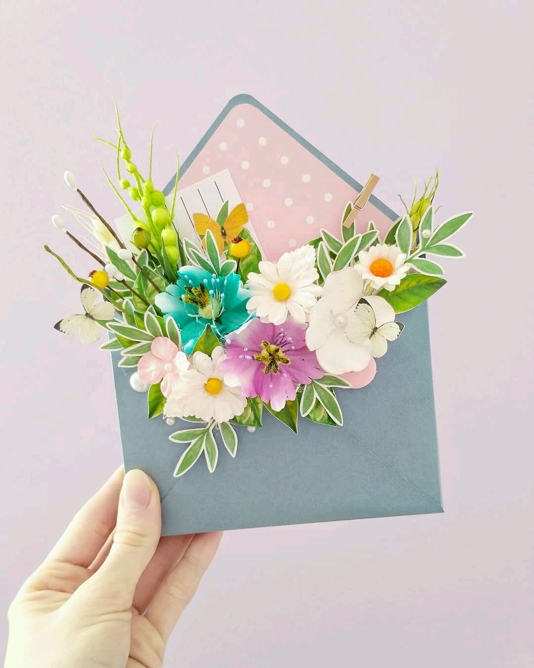 Весенние цветы в конверте