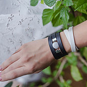 Украшения handmade. Livemaster - original item Black and white leather bracelet set with Monochrome stones. Handmade.