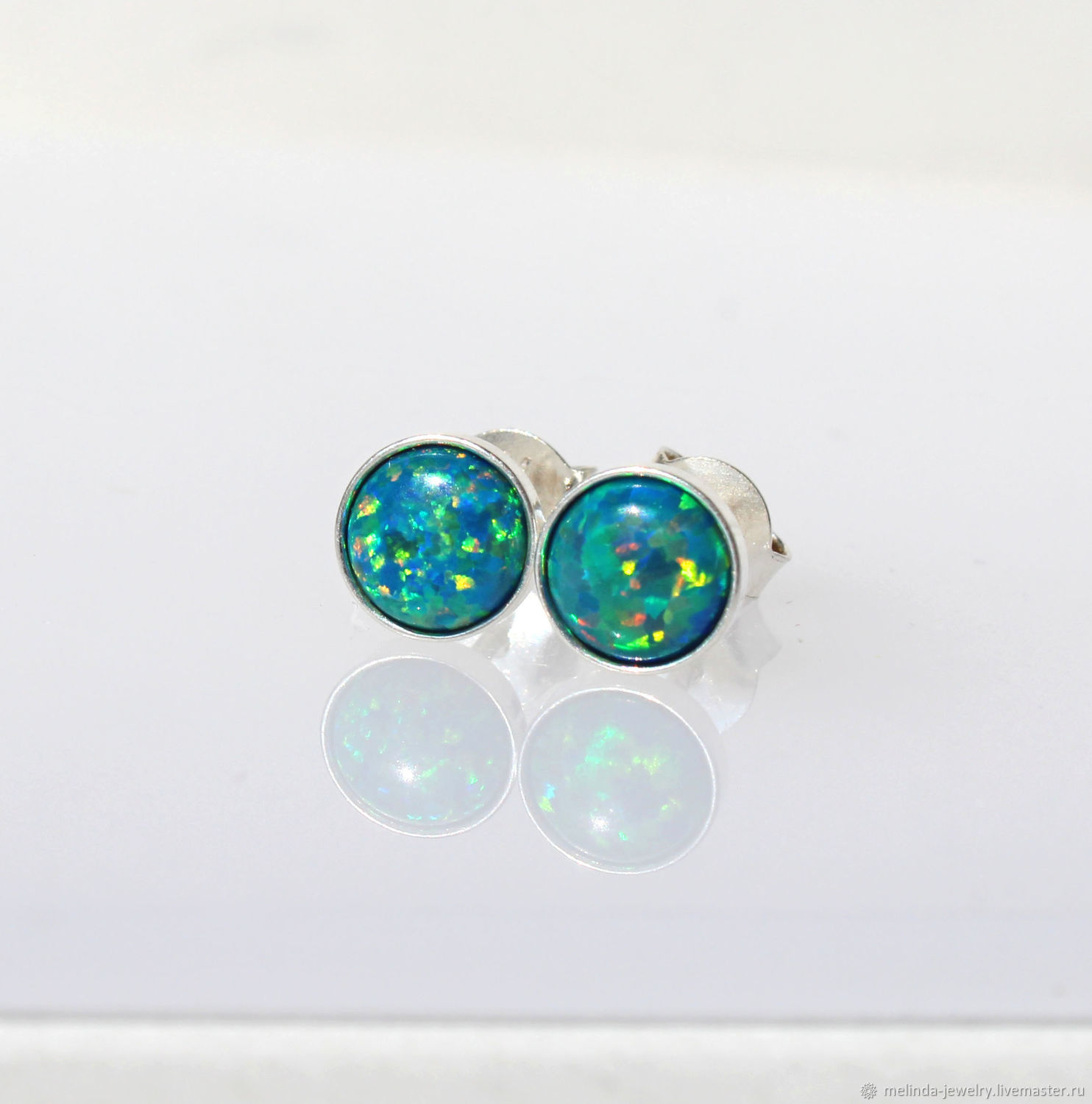 Ювелирочка серьги серебро с опалом. Серьги гвоздики с опалом в золоте. Кольцо с болдер опалом. Пусеты с опалом в серебре. Серьги с опалом.