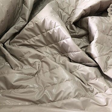 Материалы для творчества ручной работы. Ярмарка Мастеров - ручная работа Ткани: Ткань стеганная холодного бежевого цвета в полосе односторонняя. Handmade.