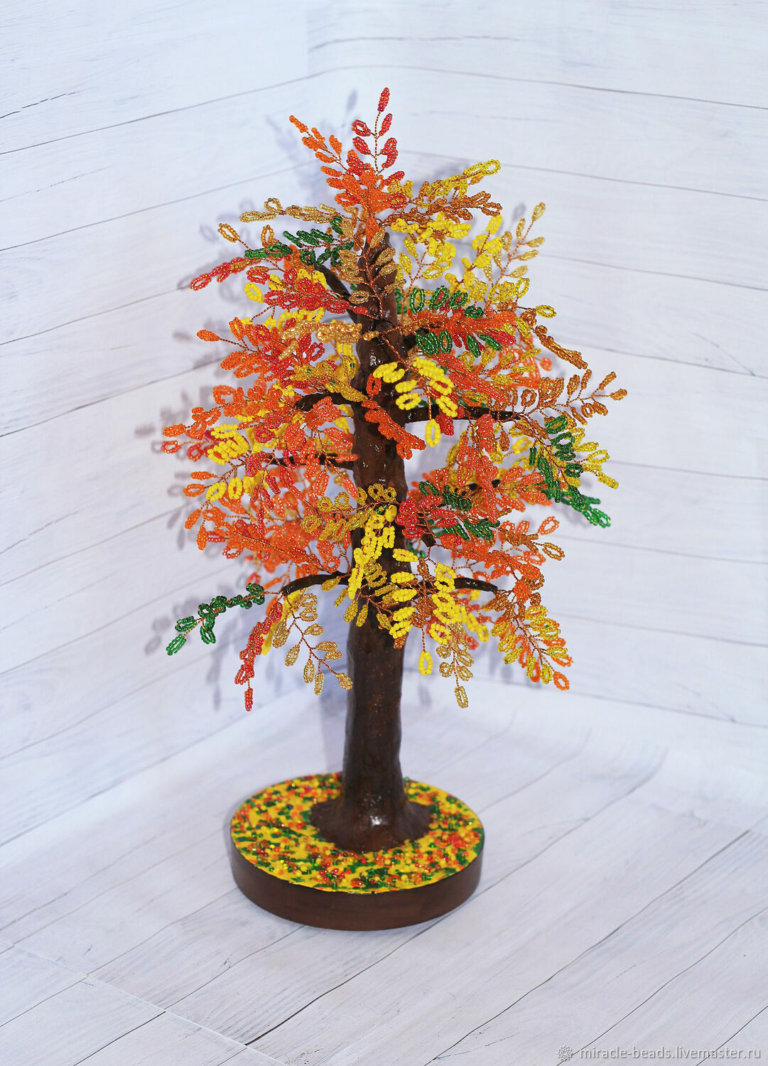 Осеннее дерево из бисера — создаем душевную поделку своими руками