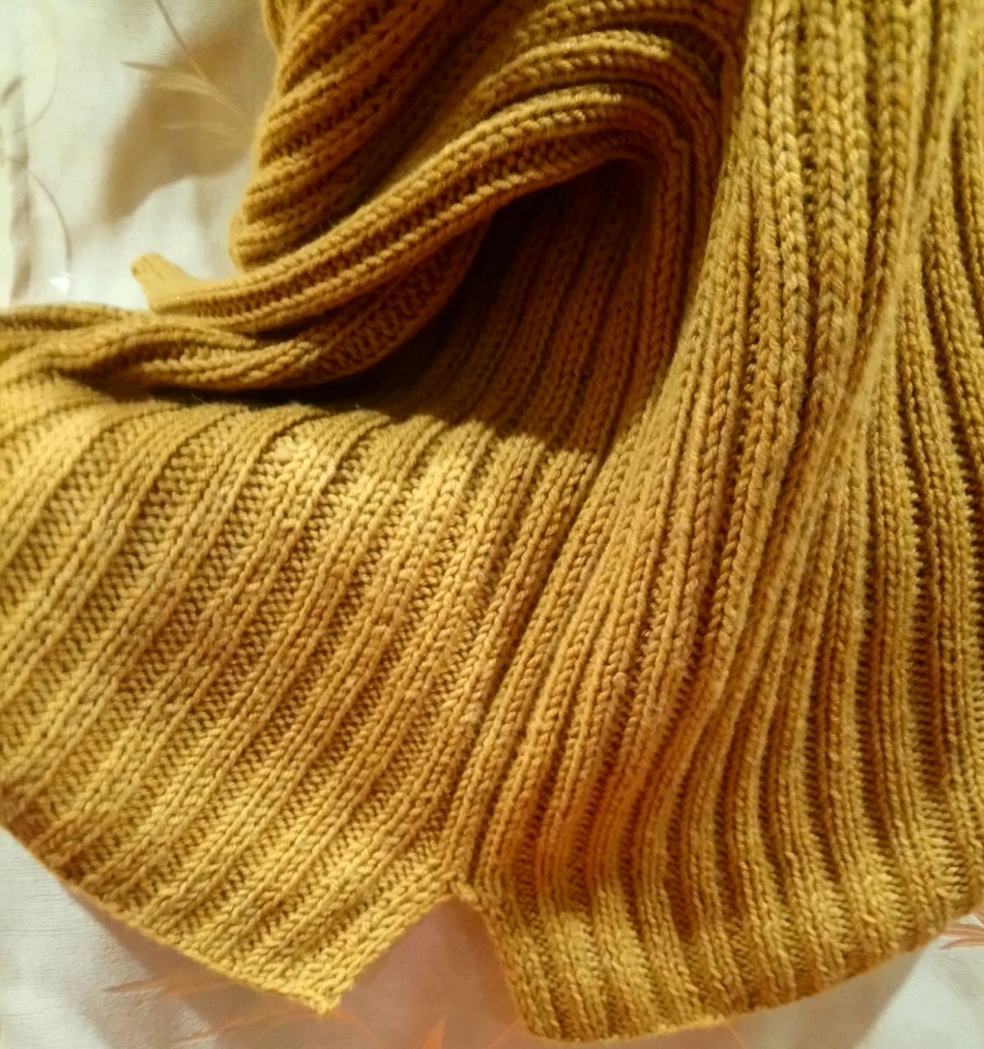 Узор лапша спицами как вязать. Лапша спицами. Водолазка лапша женская. Лапша спицами. Кофта лапша спицами.