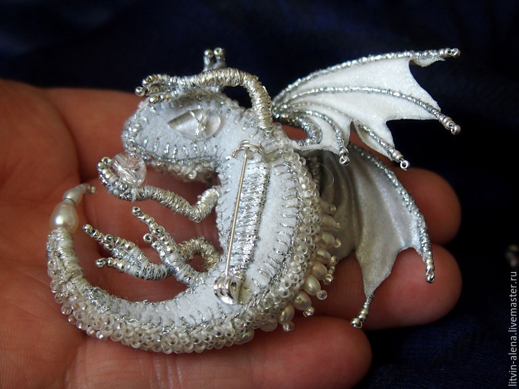 Brooch dragon “Sylvie” Brooch beads. Silver dragon – заказать на