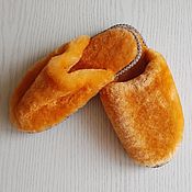 Обувь ручной работы handmade. Livemaster - original item Sheepskin Slippers with a closed Cape women`s orange. Handmade.