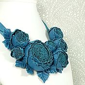 Украшения handmade. Livemaster - original item Leather necklace,rose Dance Sea Wave, handmade flowers. Handmade.