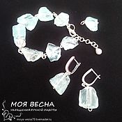 Комплект (браслет и серьги) с кристаллами Сваровски "Изумрудные цветы"