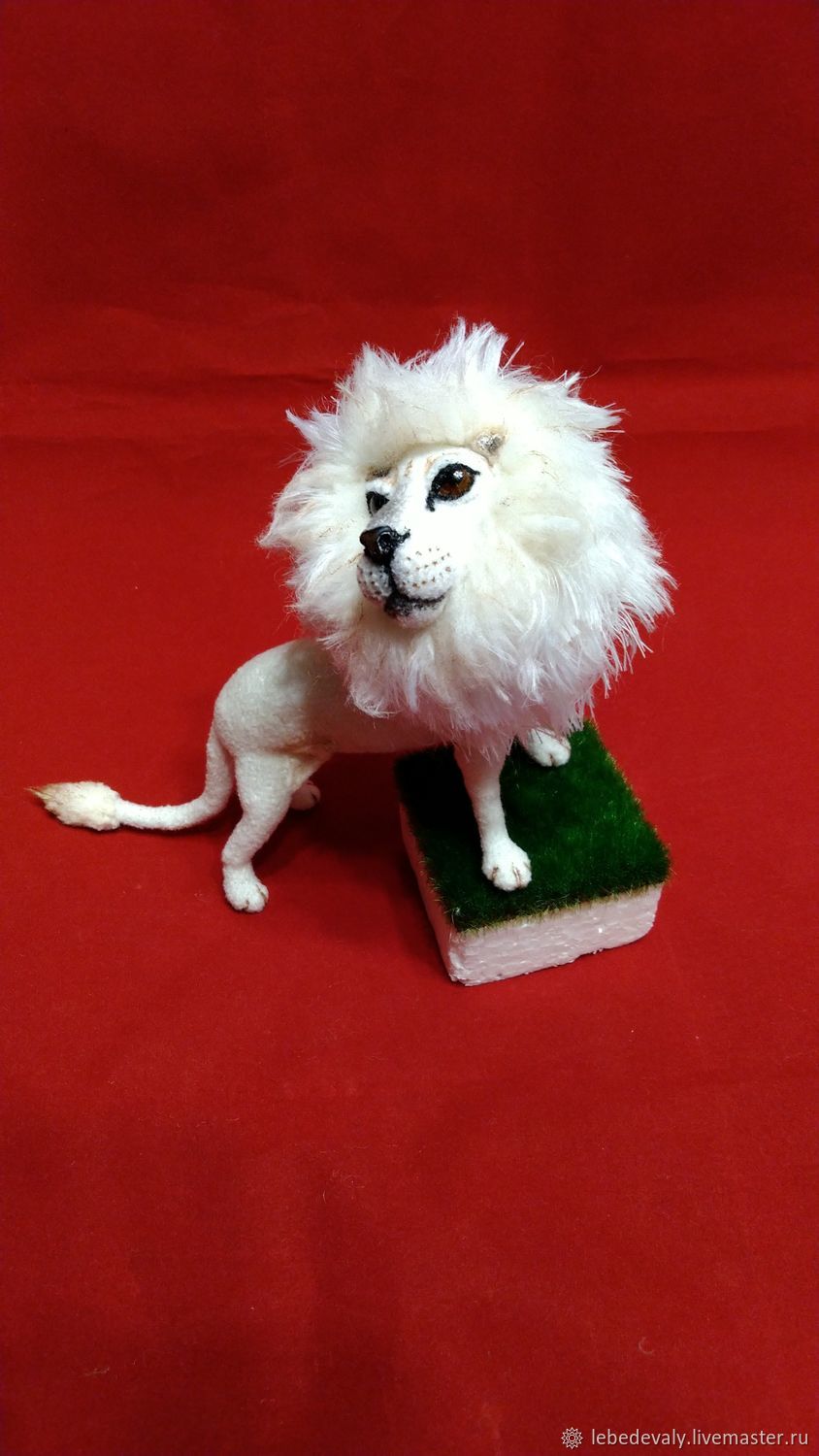 ON SALE White Lion, miniature 10 cm, Miniature figurines, Surgut,  Фото №1