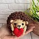Вязаный Ёжик с сердечком. Мягкие игрушки. Апельсиновая мастерская: вязаные игрушки. Интернет-магазин Ярмарка Мастеров.  Фото №2