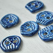 Материалы для творчества handmade. Livemaster - original item The buttons of the Skull are blue. Handmade.
