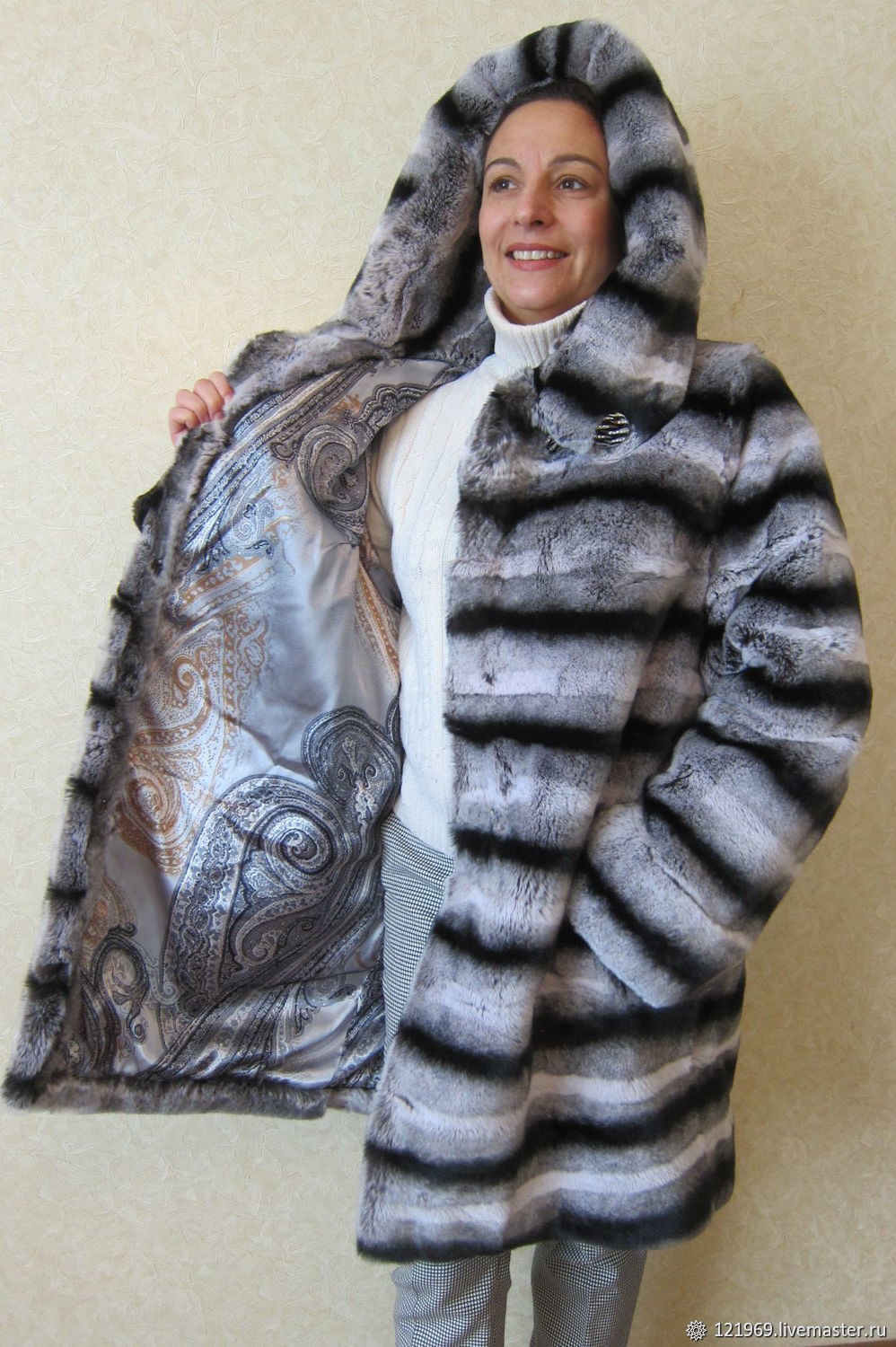 Шубы 2022/23: мода на осень-зиму и 200 вариантов из натурального и искусственного меха