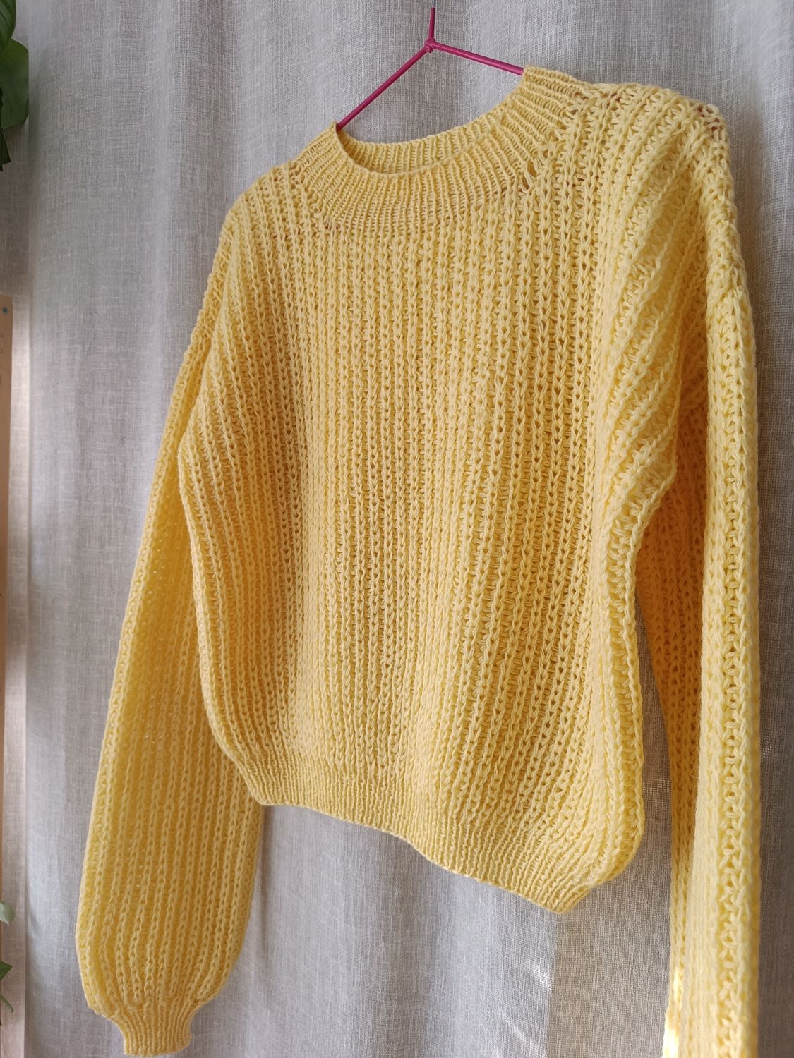 Свитер женский купить в интернет-магазине Ярмарка Мастеров по цене 4200 ...