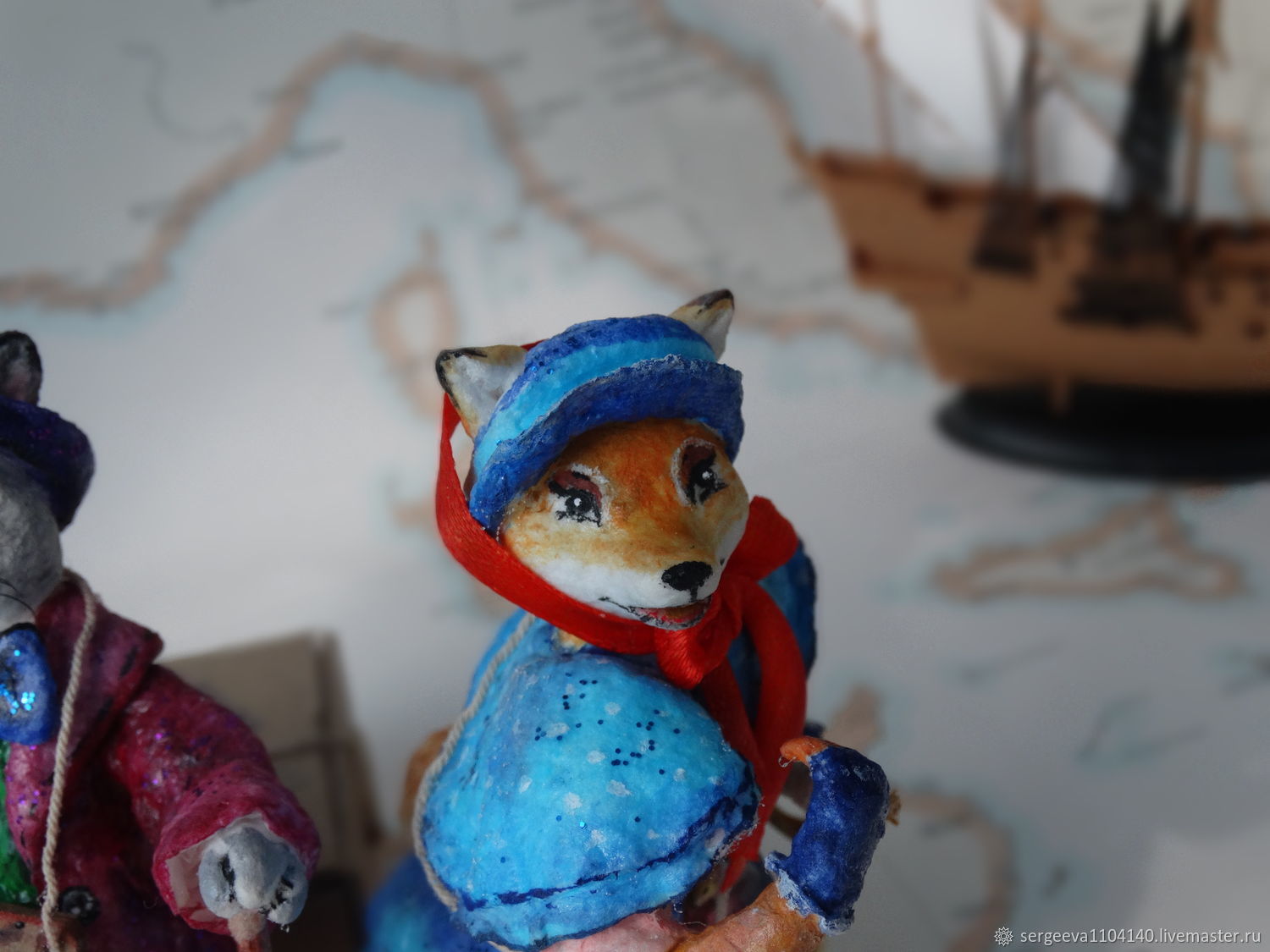 Ватная лисичка. Лиса Алиса кот Базилио ватные игрушки. Ватная игрушка лиса Алиса. Елочная игрушка лиса Алиса. Елочная игрушка польская лиса Алиса