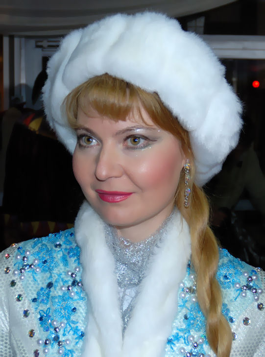 Где шляпку, где цветочек, где камушек...