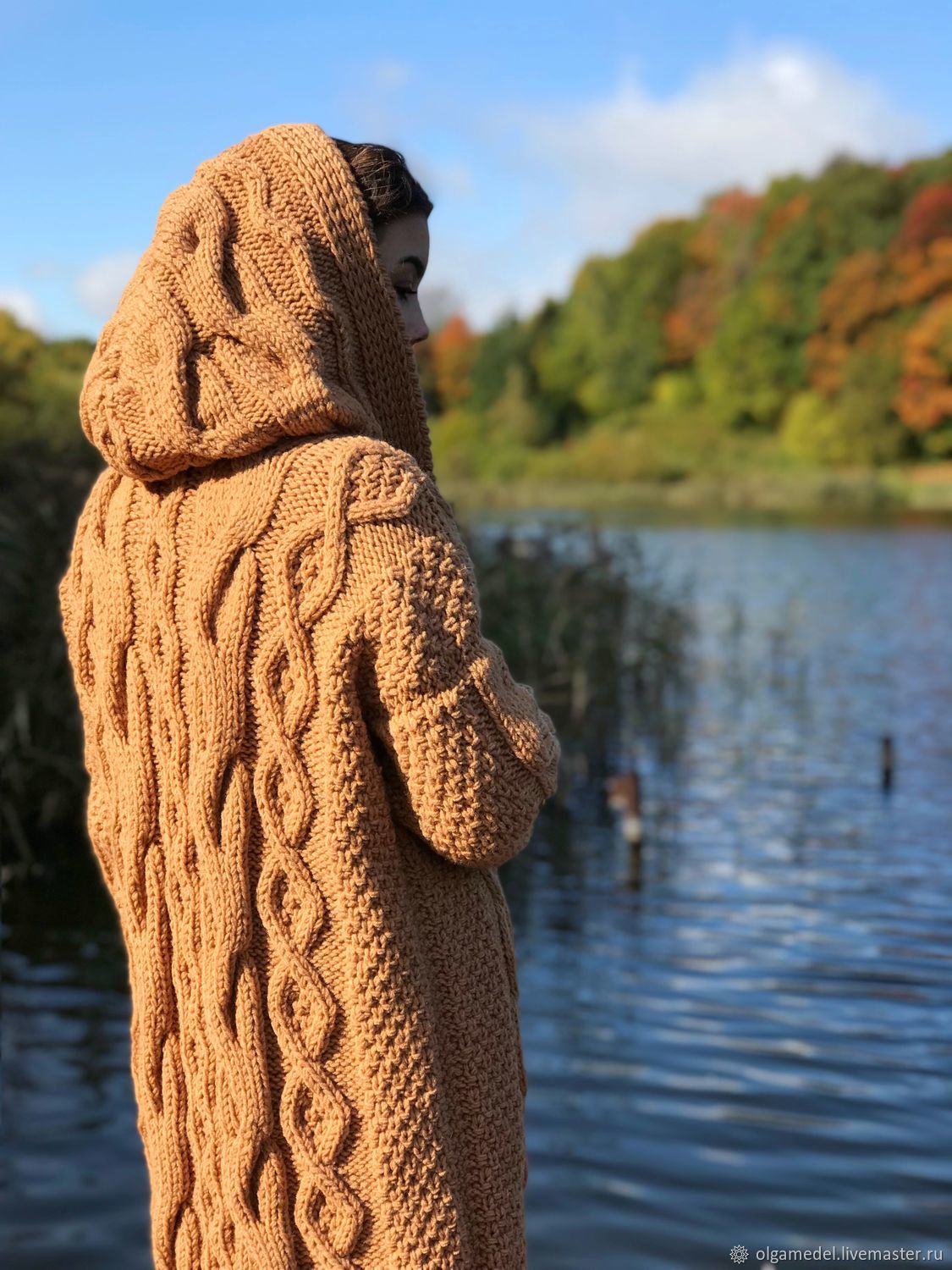 Вязаное пальто для женщин