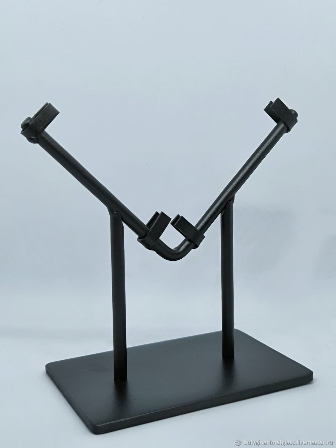 Изготовление металлической подставки для ручного зажима: практичный мастер-класс