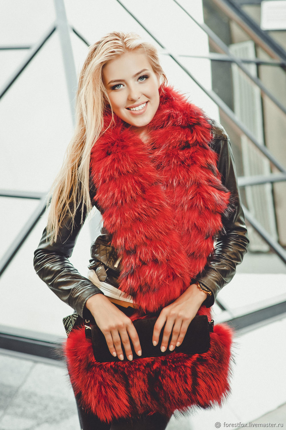 Fur red