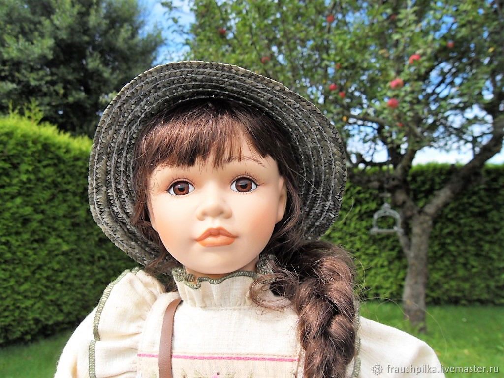 collectible porcelain dolls