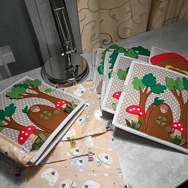 Куклы и игрушки ручной работы. Ярмарка Мастеров - ручная работа Развивающая книжка из фетра и ткани. Handmade.