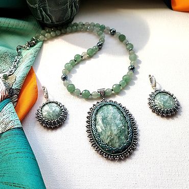 Комплект из камня и бисера мятный, парагонит и зелёный авантюрин. . Украшения ручной работы - Ярмарка Мастеров Украшения ручной работы. Ярмарка Мастеров - ручная работа Комплект из камня и бисера мятный, парагонит и зелёный авантюрин. Handmade.