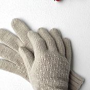 Теплые вязаные перчатки