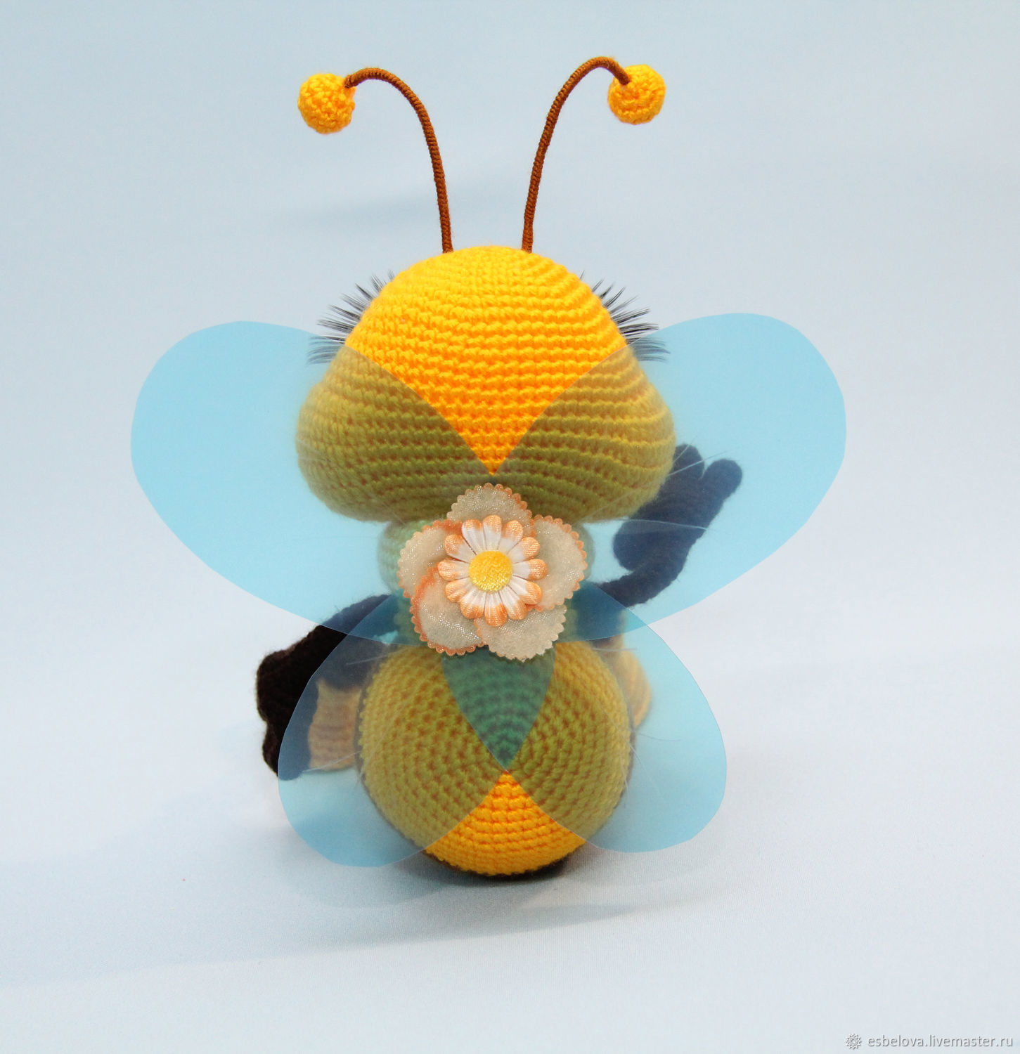 Пчёлы и Шмели крючком - схемы и описания игрушек амигуруми.
