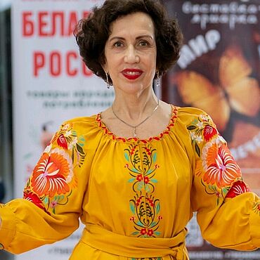 Одежда ручной работы. Ярмарка Мастеров - ручная работа Русское народное платье с вышивкой Медовая Леди. Handmade.
