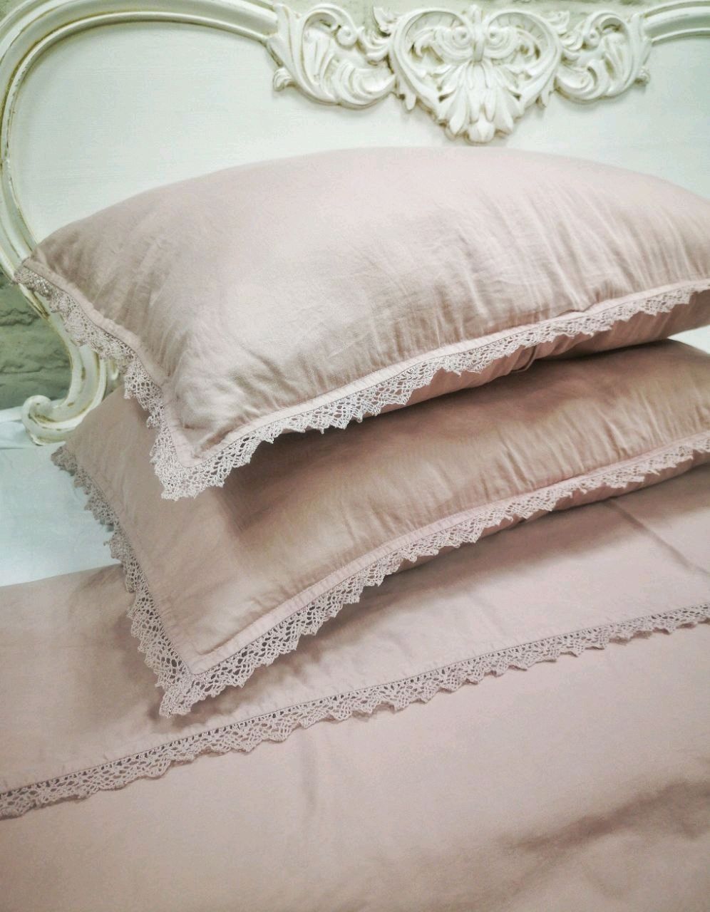 Постельное белье с кружевом, купить кружевное постельное белье с шитьем в Украине