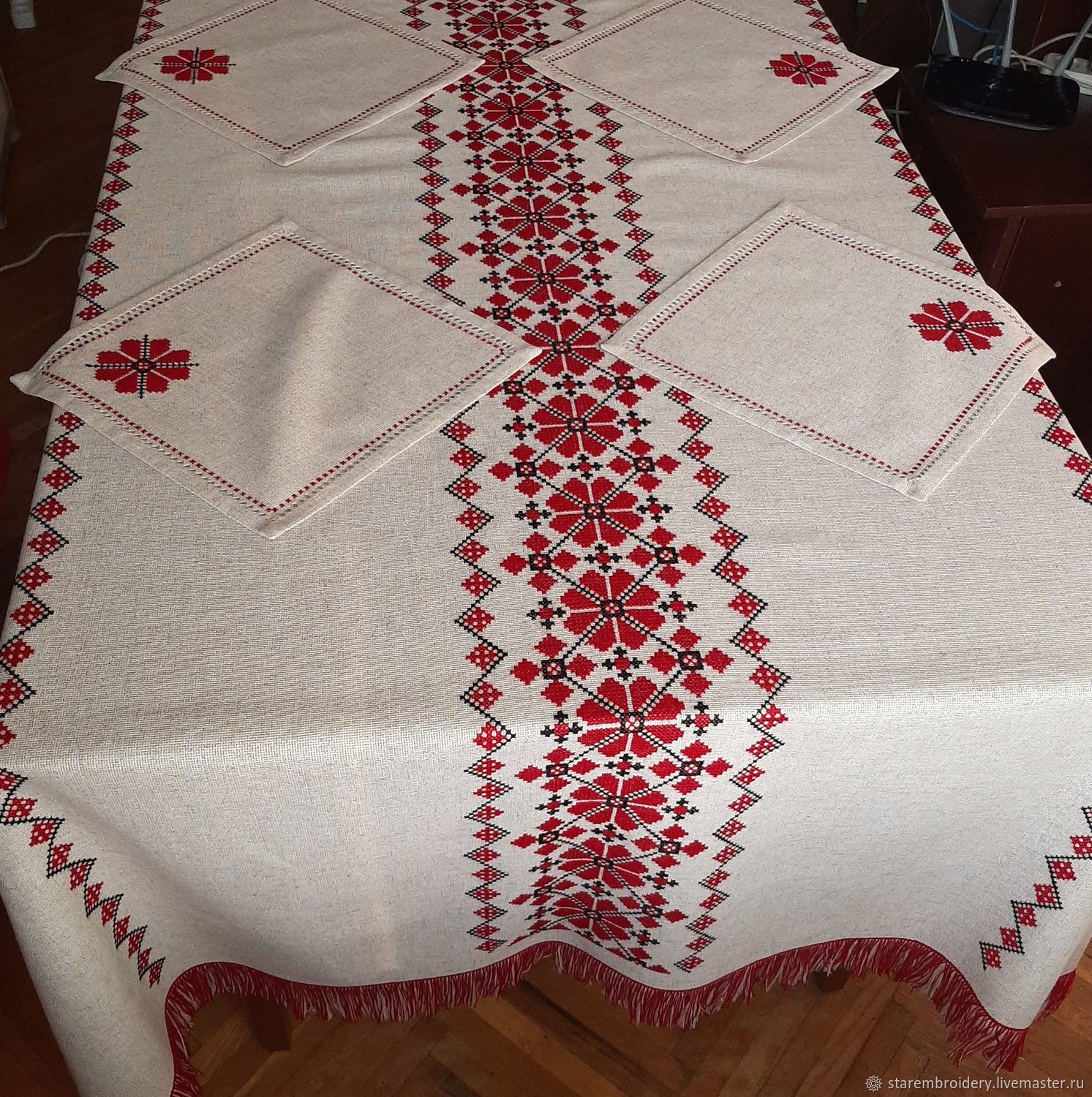 Белорусские скатерти с вышивкой
