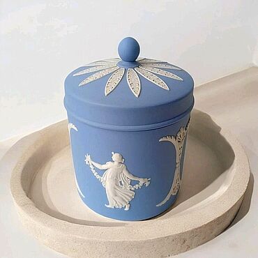 Винтаж ручной работы. Ярмарка Мастеров - ручная работа Винтаж: Wedgwood Jasperware винтажная Баночка для чая/кофе/конфет. Handmade.