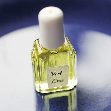 Духи - купить в интернет-магазине Ярмарка Мастеров | Духи по выгодным ...