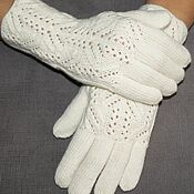 Аксессуары handmade. Livemaster - original item Laced merino gloves with cashmere milk.. Handmade.