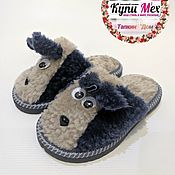 Обувь ручной работы handmade. Livemaster - original item Children`s Slippers made of natural sheepskin fur (curly). Handmade.