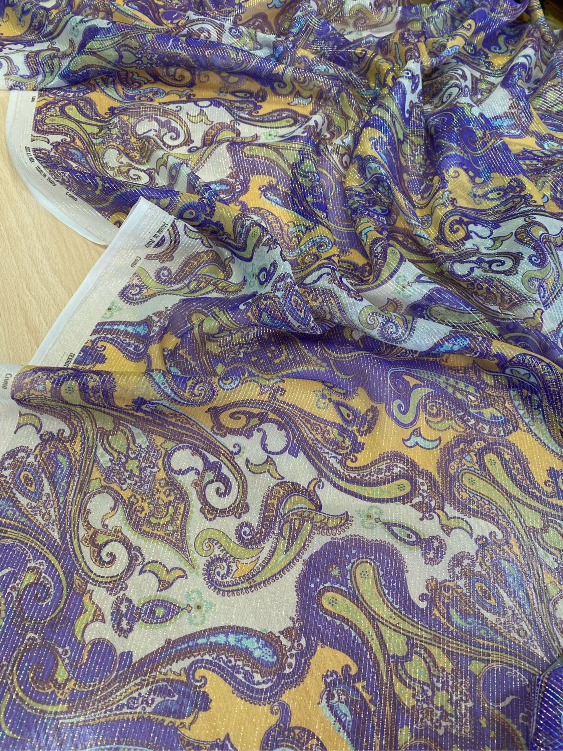 Шёлковый шифон с принтом пейсли и с люрексом купить в интернет-магазине ...