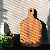 Посуда handmade. Livemaster - original item Cutting board made of Siberian cedar wood with engraving. RD76. Handmade.