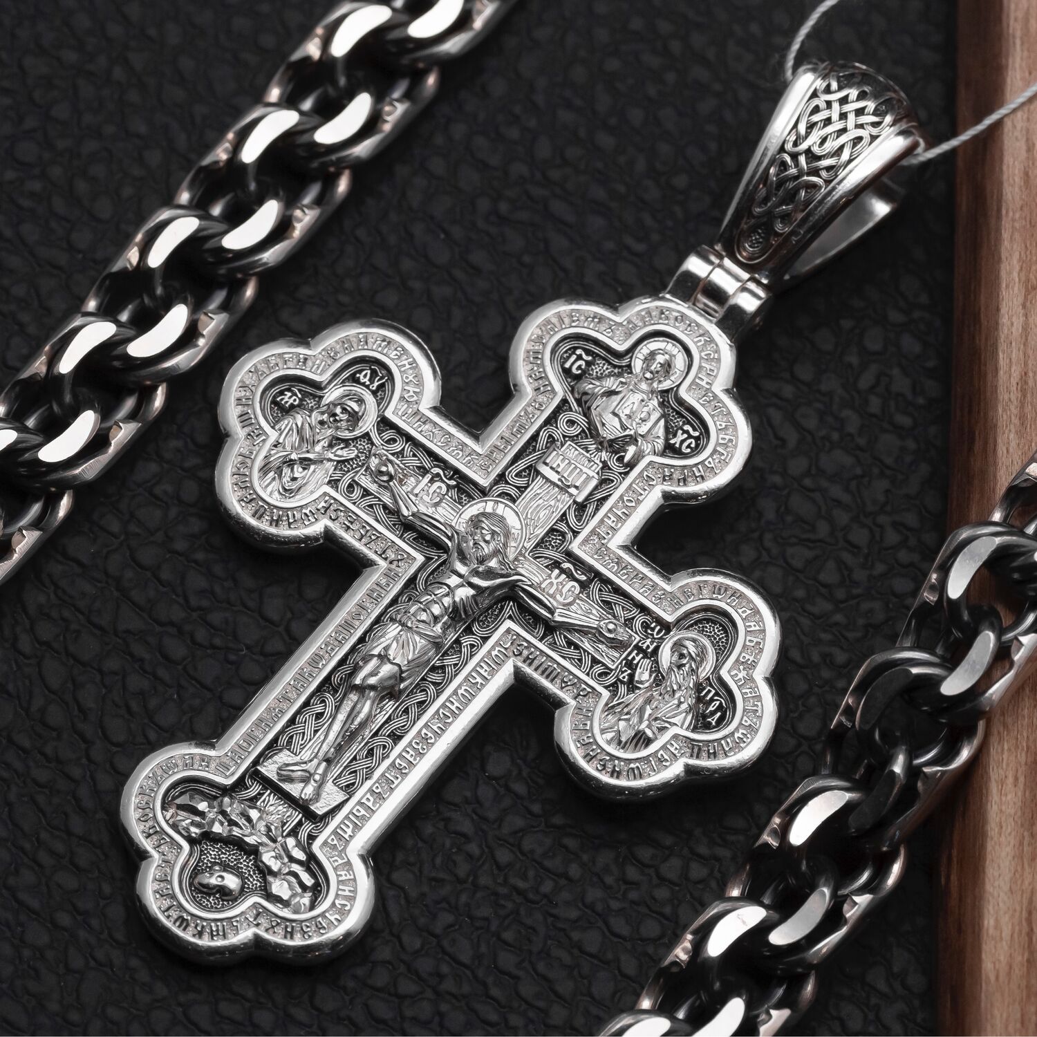 Вакансии крестов. Крест нательный мужской. Кресты в машину ручной работы. Нательный крестик православный ручной работы. Крестики ручной работы.