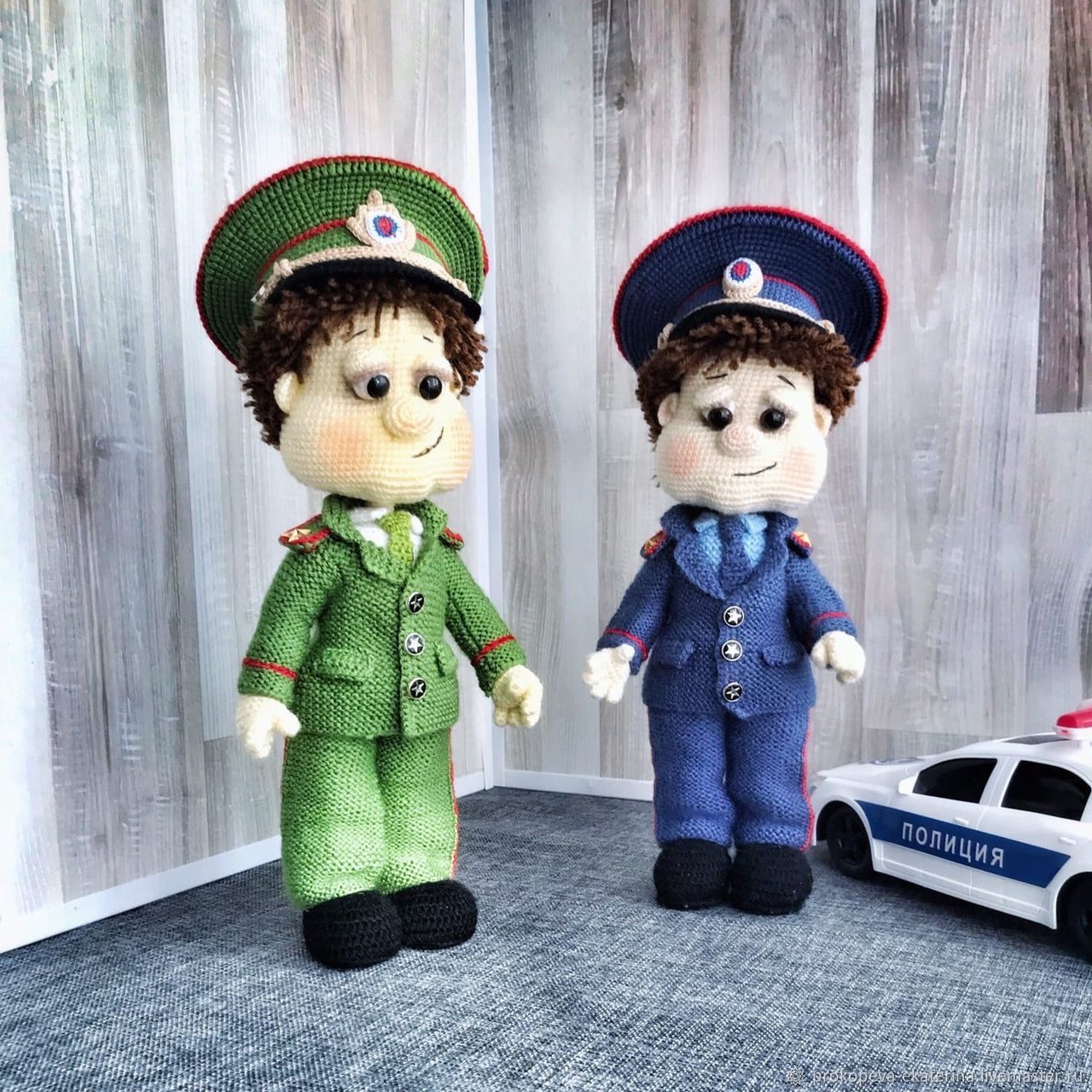 Кукла Полицейский