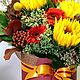 Композиция "Подсолнухи Ягоды" цветы в шляпной коробке. Букеты. DARK FLORIST Флористика Декор ЦВЕТЫ. Ярмарка Мастеров.  Фото №5